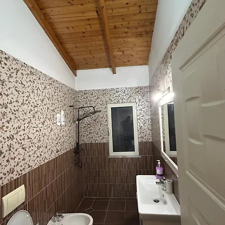 Penthouse Centre * Tirana